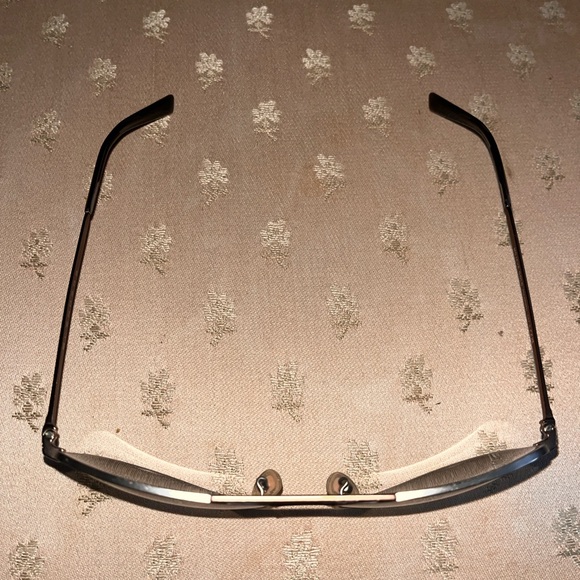 Blenders aviator sunglasses model Mojave Gold excellent condition - Picture 2 of 7